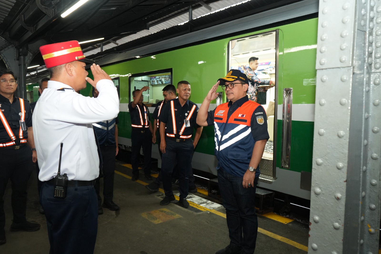 inspeksi-lintas-kai-nyatakan-daop-9-jember-aman-untuk-angkutan-libur-akhir-tahun