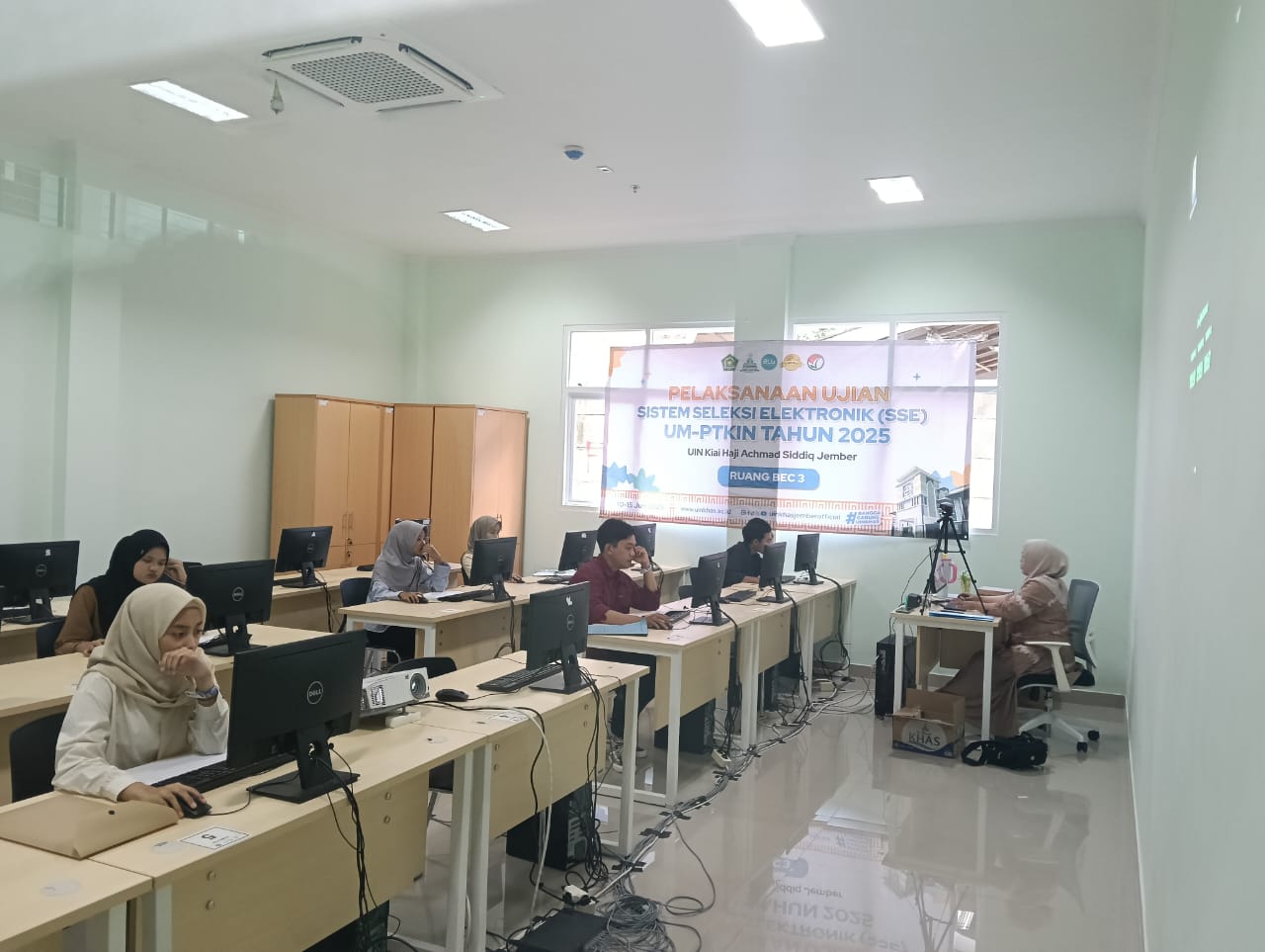 sukses-tanpa-kendala-um-ptkin-2025-di-uin-khas-jember-tuai-apresiasi