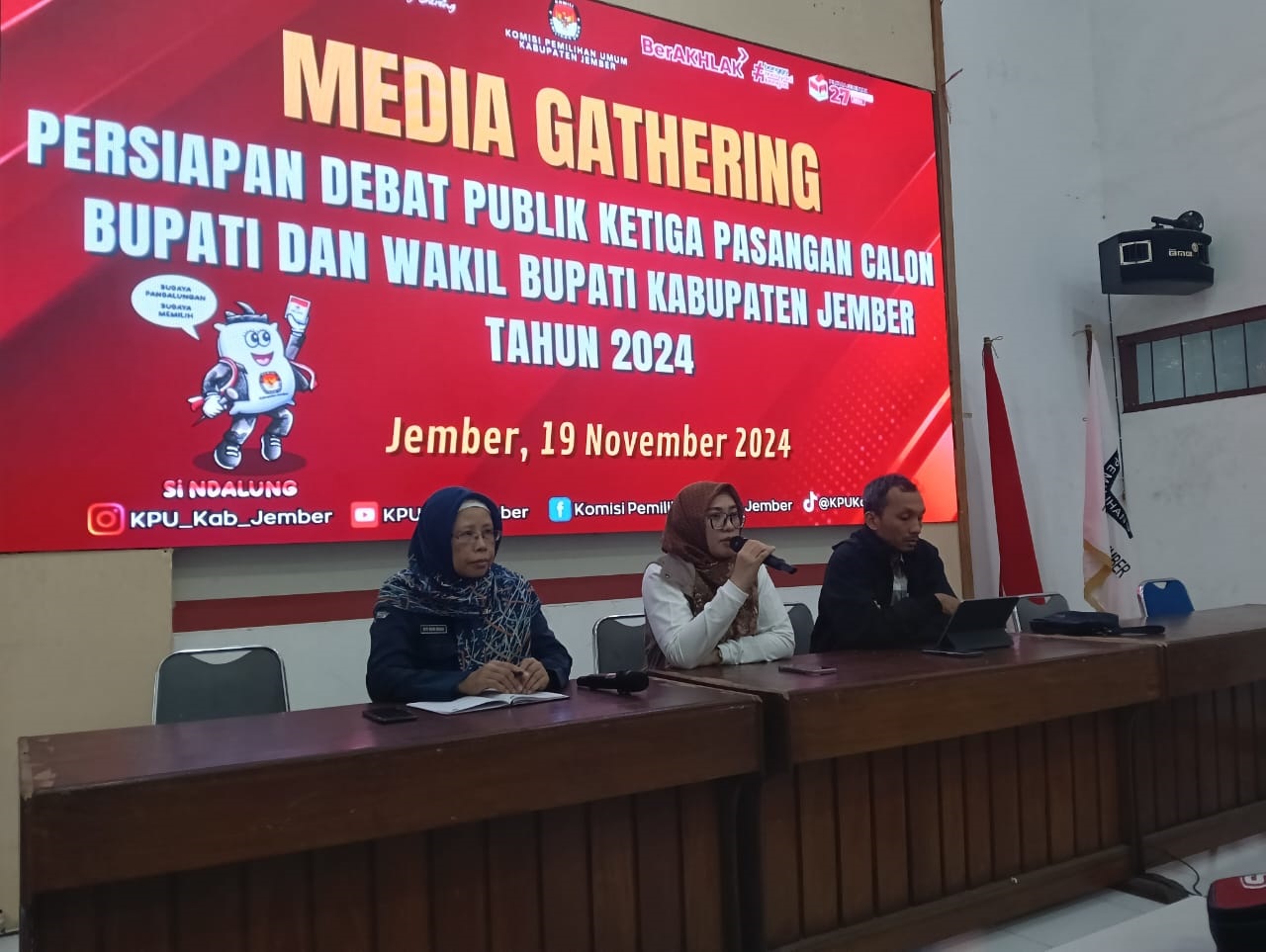 tingkatkan-partisipasi-pemilih-kpu-gelar-debat-ketiga-di-akhir-masa-kampanye