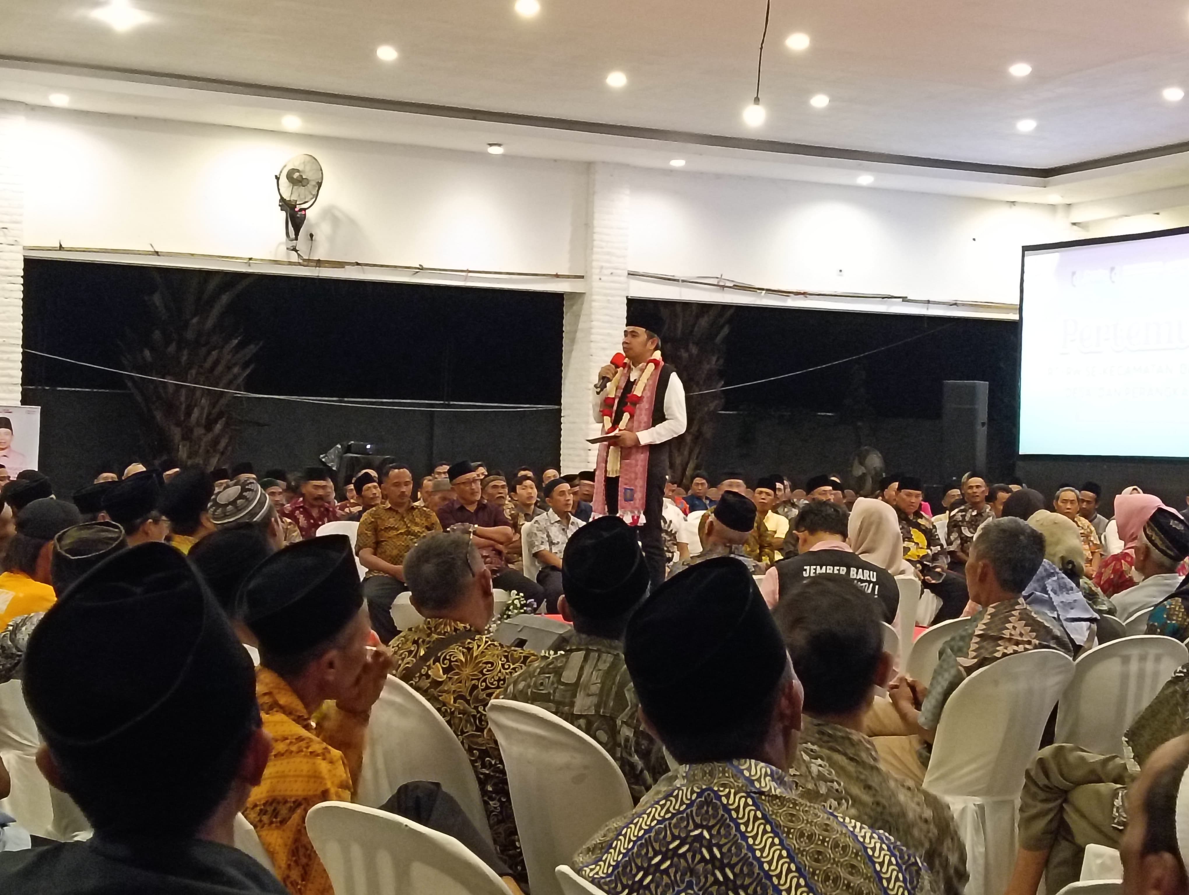 bertemu-bupati-warga-kencong-mengadu-mulai-dari-sampah-hingga-anti-bisa-ular