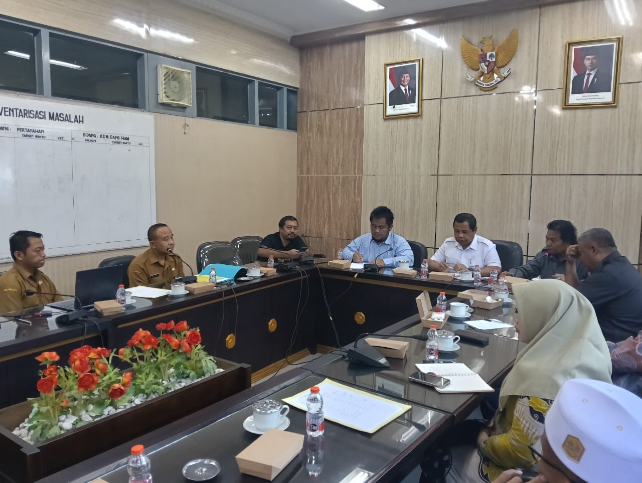 ribuan-tenaga-honorer-di-jember-dirumahkan-tunggu-outsourcing