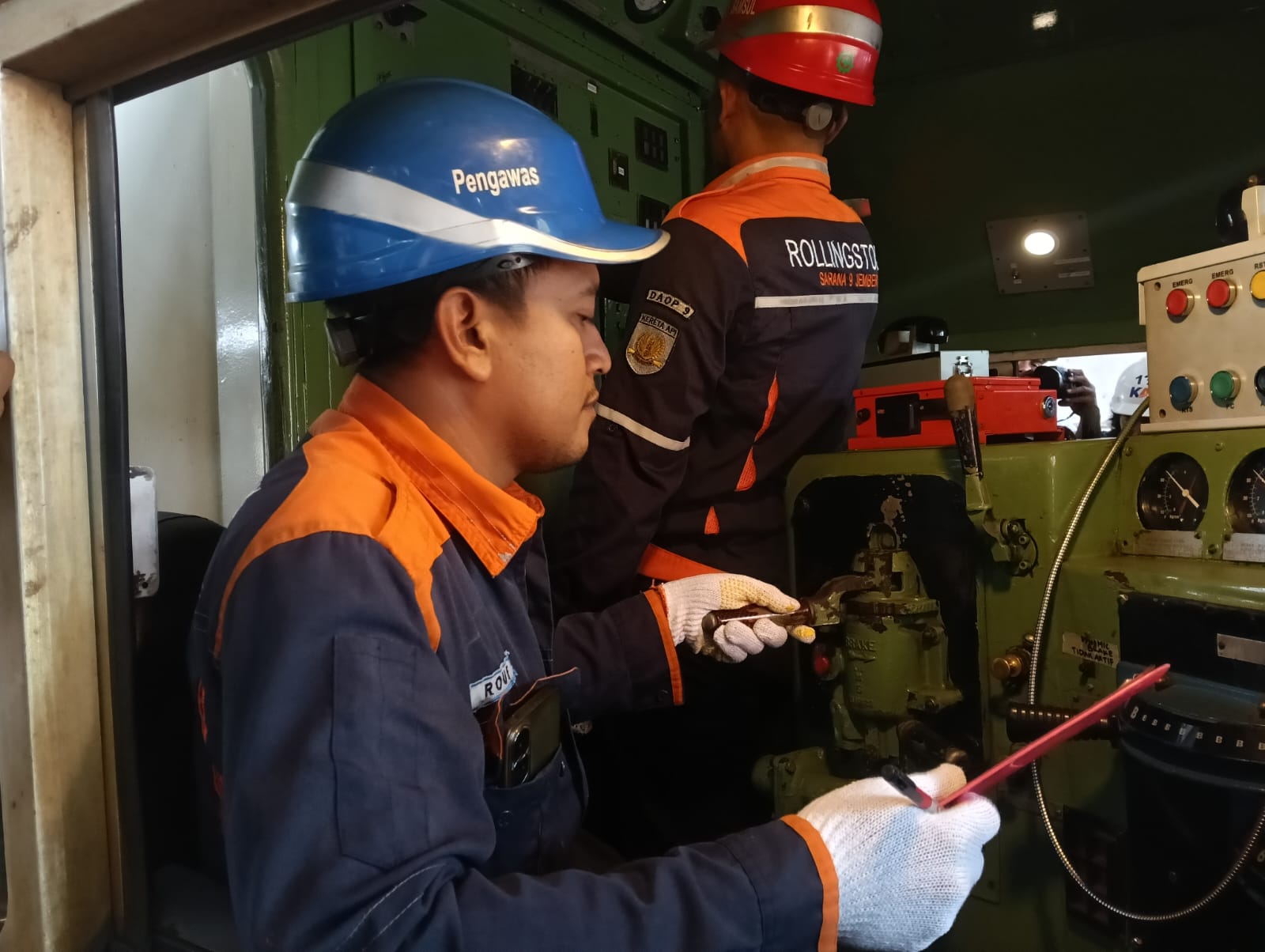 hadapi-lonjakan-penumpang-pt-kai-daop-9-jember-siagakan-109-kereta