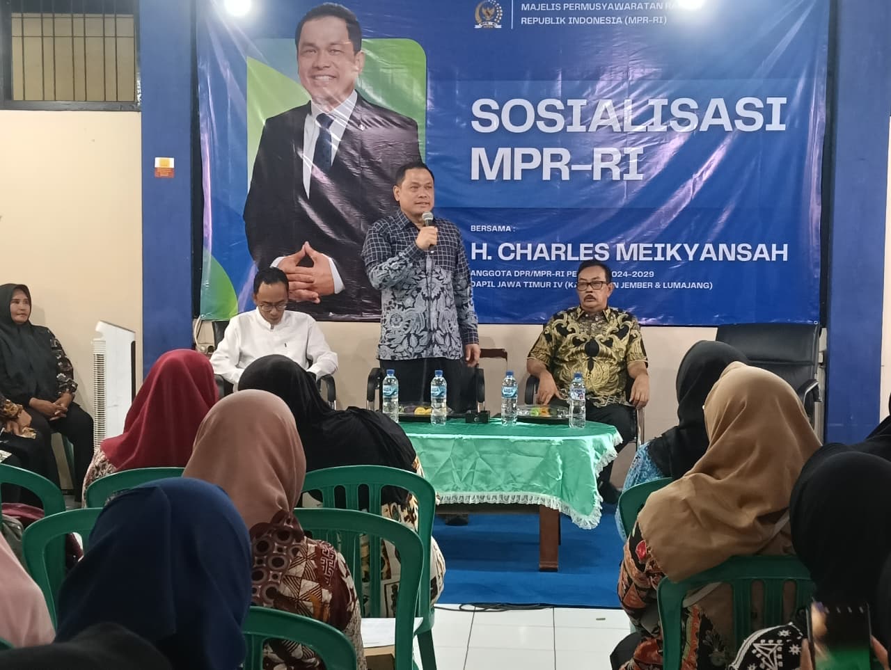legislator-nasdem-charles-meikyansyah-dorong-peningkatan-inklusi-keuangan-bagi-umkm