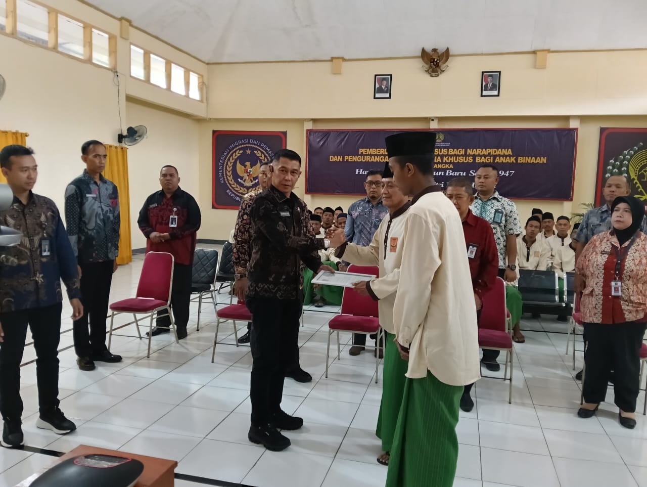 ratusan-napi-lapas-jember-dapat-remisi-idul-fitri-satu-orang-langsung-bebas