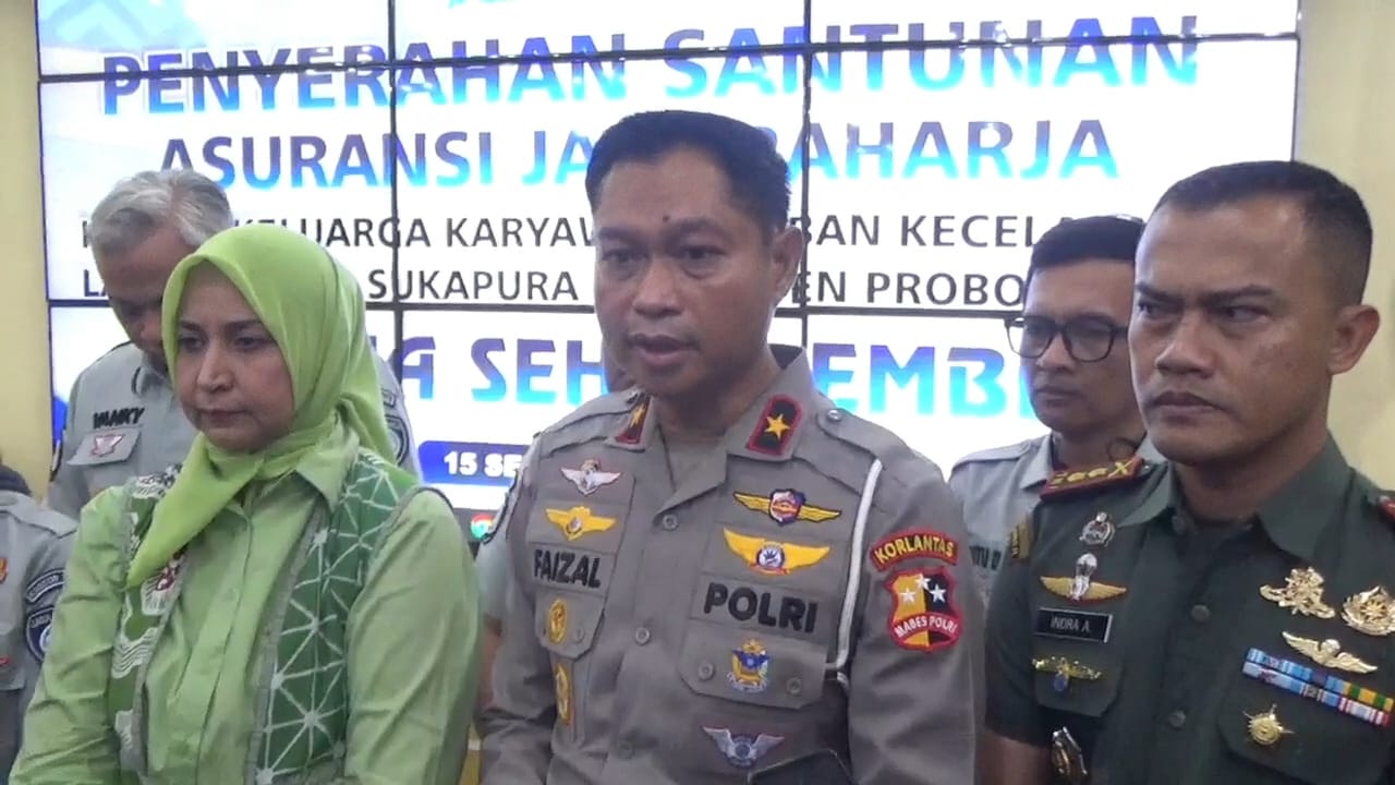 polri-dalami-kasus-kecelakaan-bus-rombongan-rs-bina-sehat-8-tewas-dan-puluhan-luka-luka