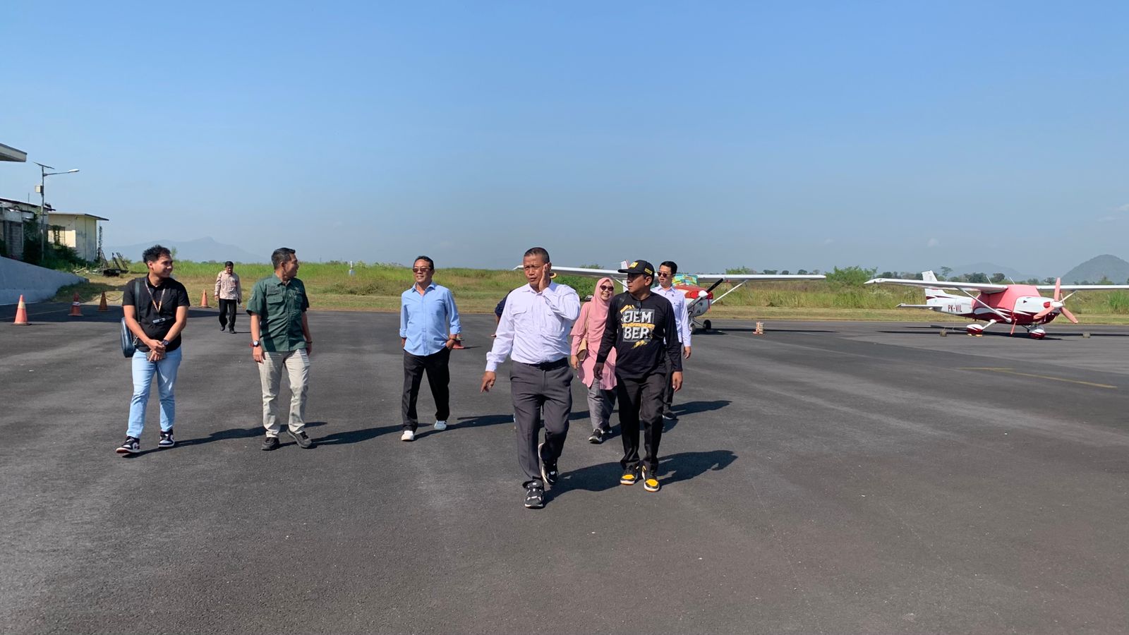 bandara-notohadinegoro-siap-beroperasi-lagi-komisi-c-dprd-jember-sidak-persiapan-akhir