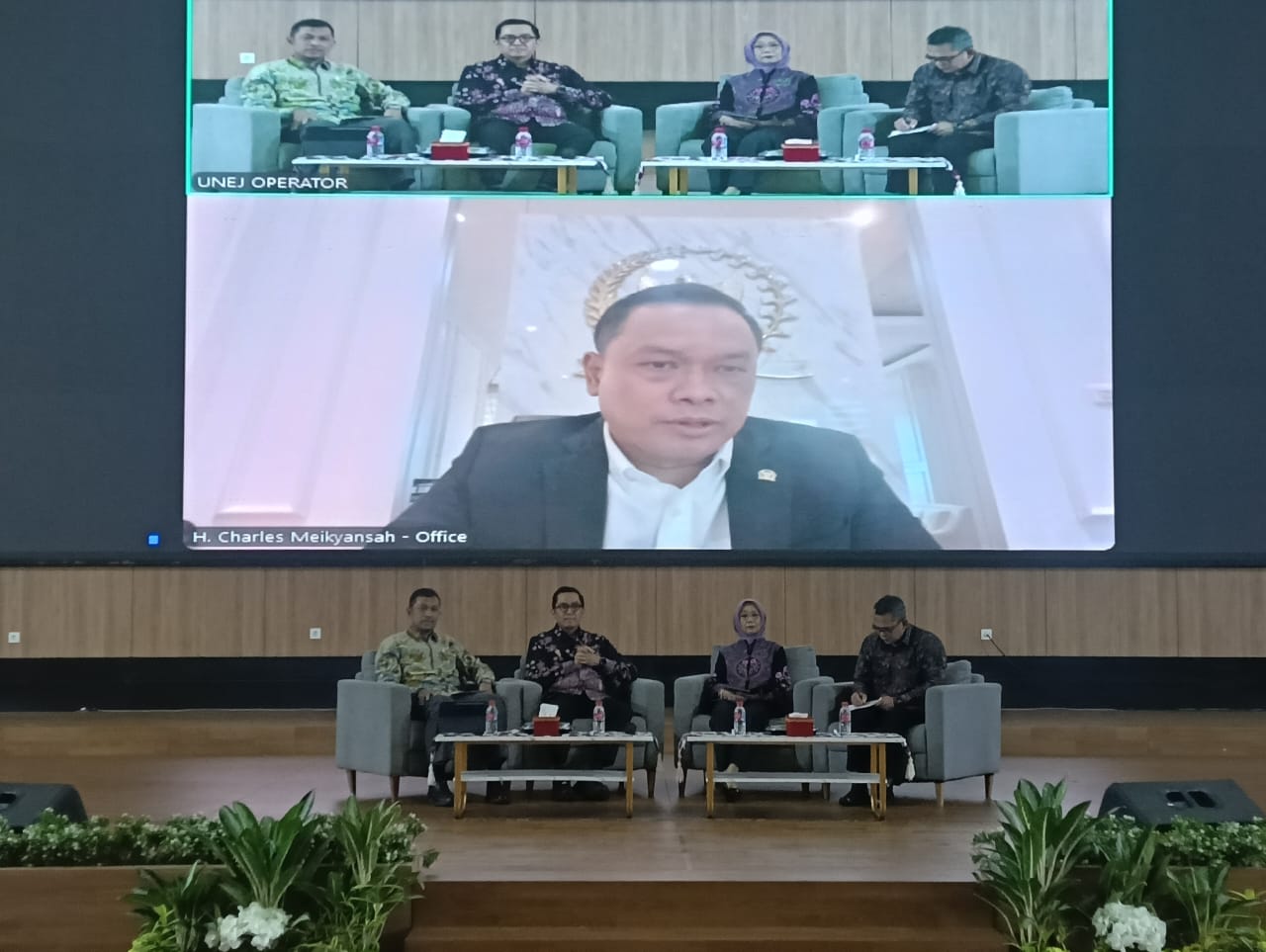 dies-natalis-unej-ke-61-hadirkan-wawasan-baru-soal-literasi-keuangan