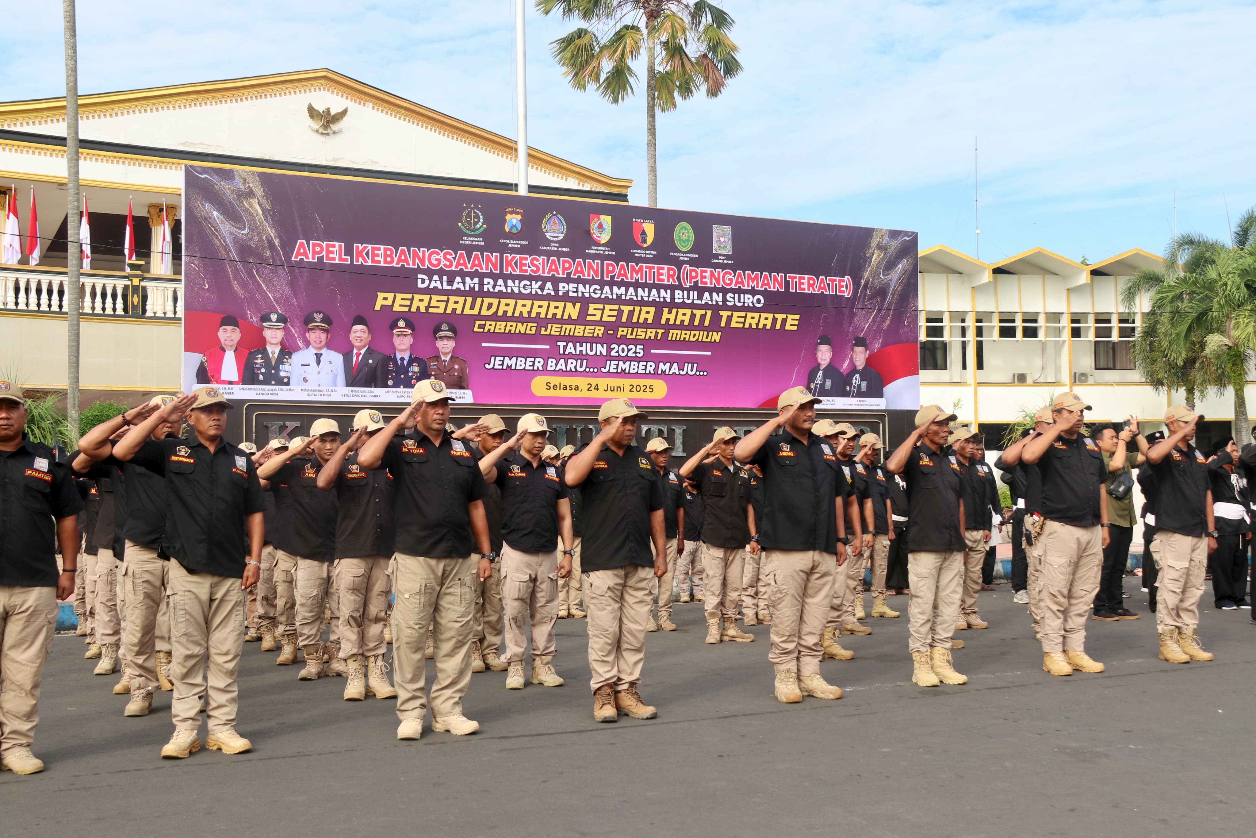 gelar-pamter-bulan-suro-psht-diajak-ambil-bagian-pembangunan-jember