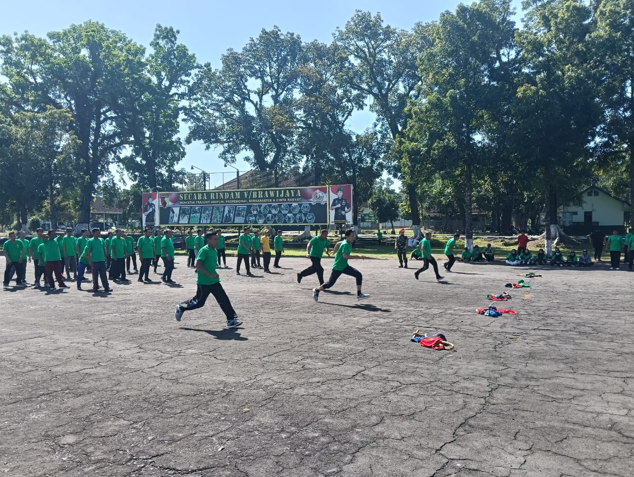 latih-disiplin-dan-profesionalisme-105-asn-uin-khas-jember-jalani-retret-di-secaba