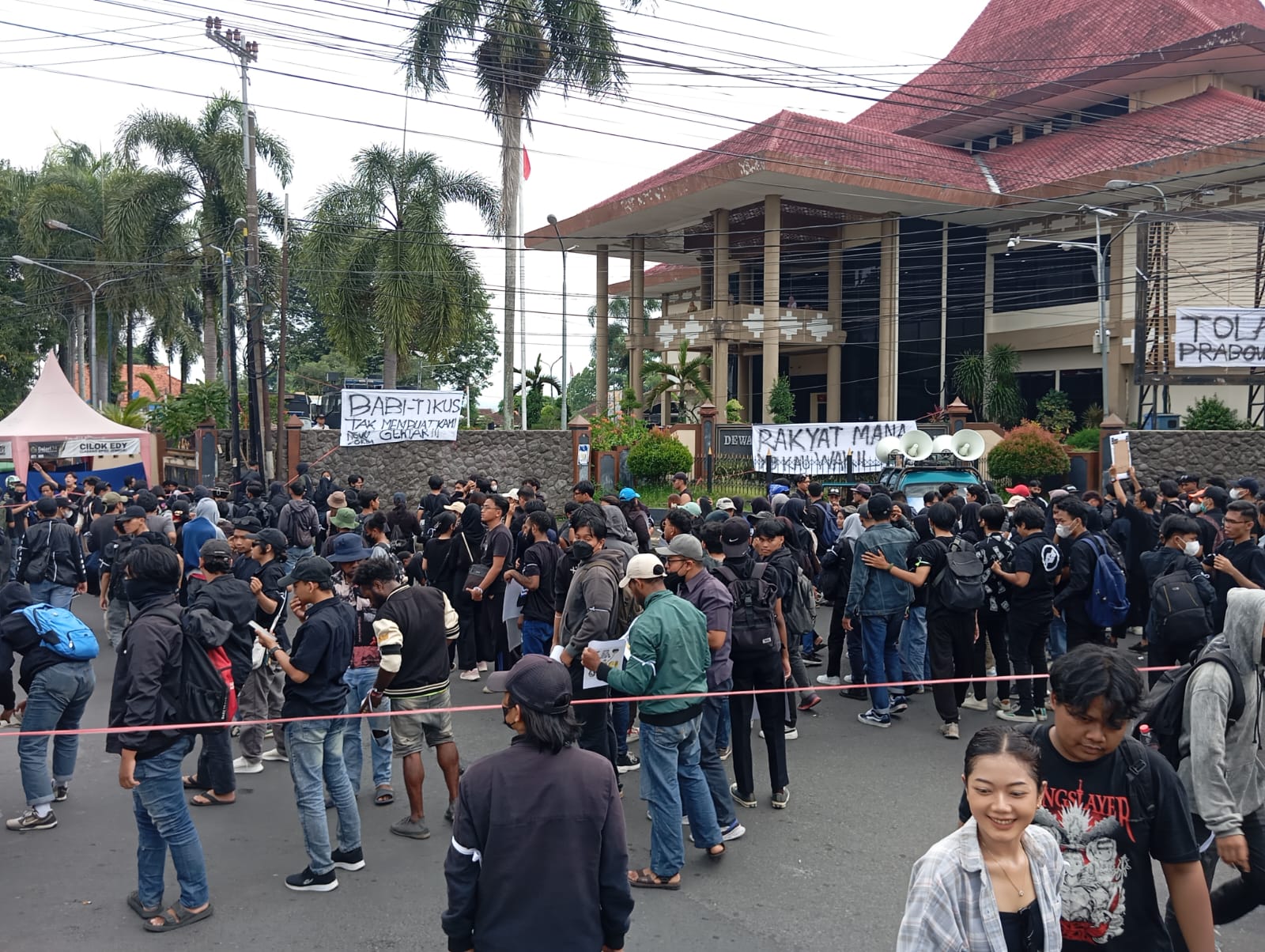 antusias-tinggi-pemkab-jember-tambah-dua-bus-gratis-untuk-pemudik-tujuan-sumenep