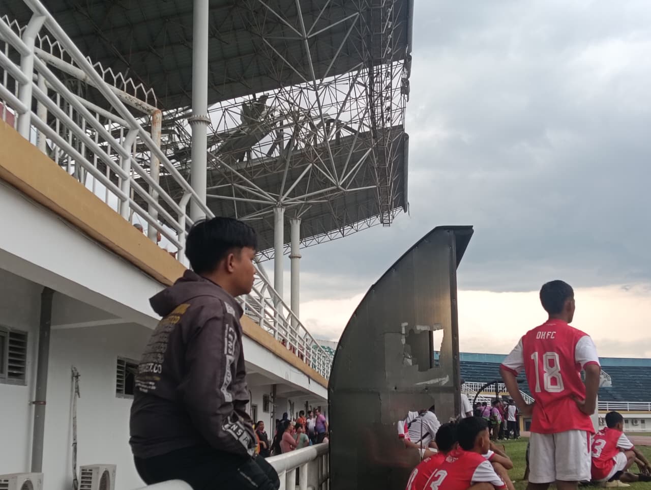 anggaran-perbaikan-stadion-jsg-dihapus-dprd-jember-soroti-kerusakan-tribun
