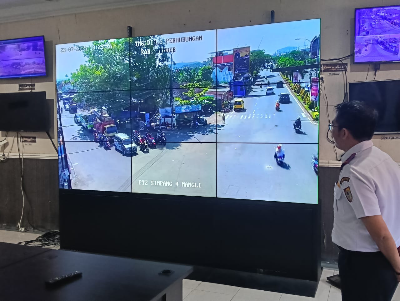 jalur-gumitir-ditutup-total-mulai-24-juli-hingga-24-september-2025-ini-rute-alternatifnya