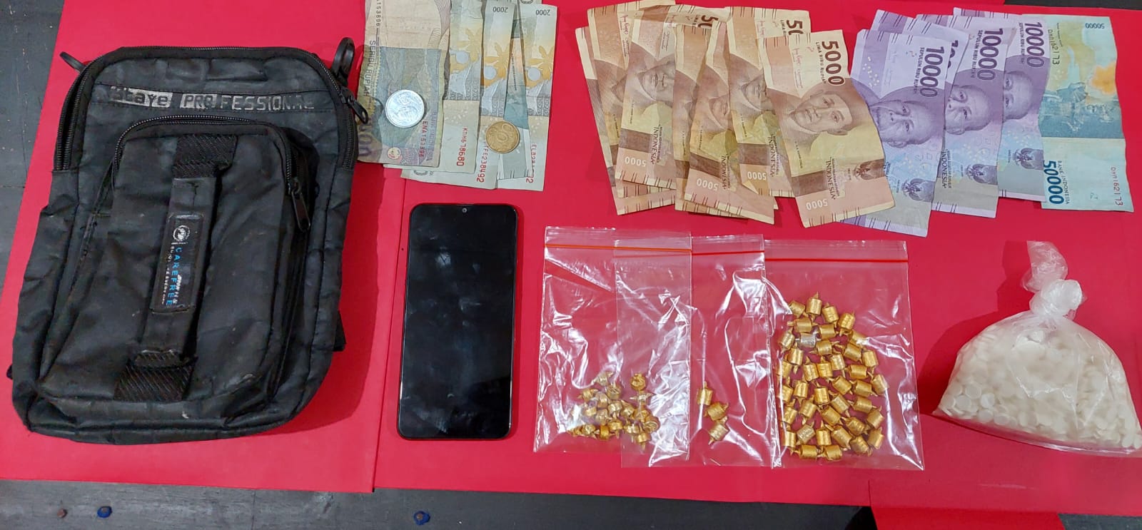 berawal-dari-informasi-masyarakat-polsek-pakusari-berhasil-tangkap-penjual-pil-koplo