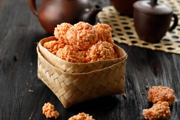 rengginang-camilan-paling-banyak-diserbu-saat-lebaran