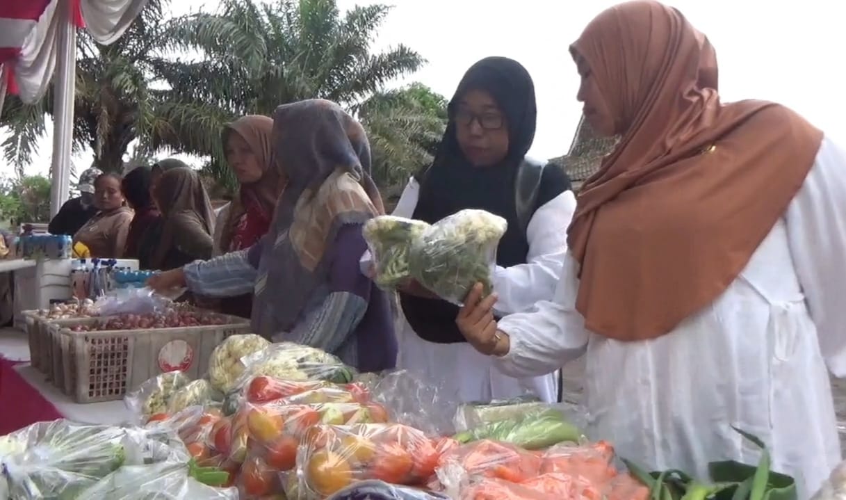 gerakan-pangan-murah-warga-jember-bisa-beli-sembako-di-bawah-harga-pasaran