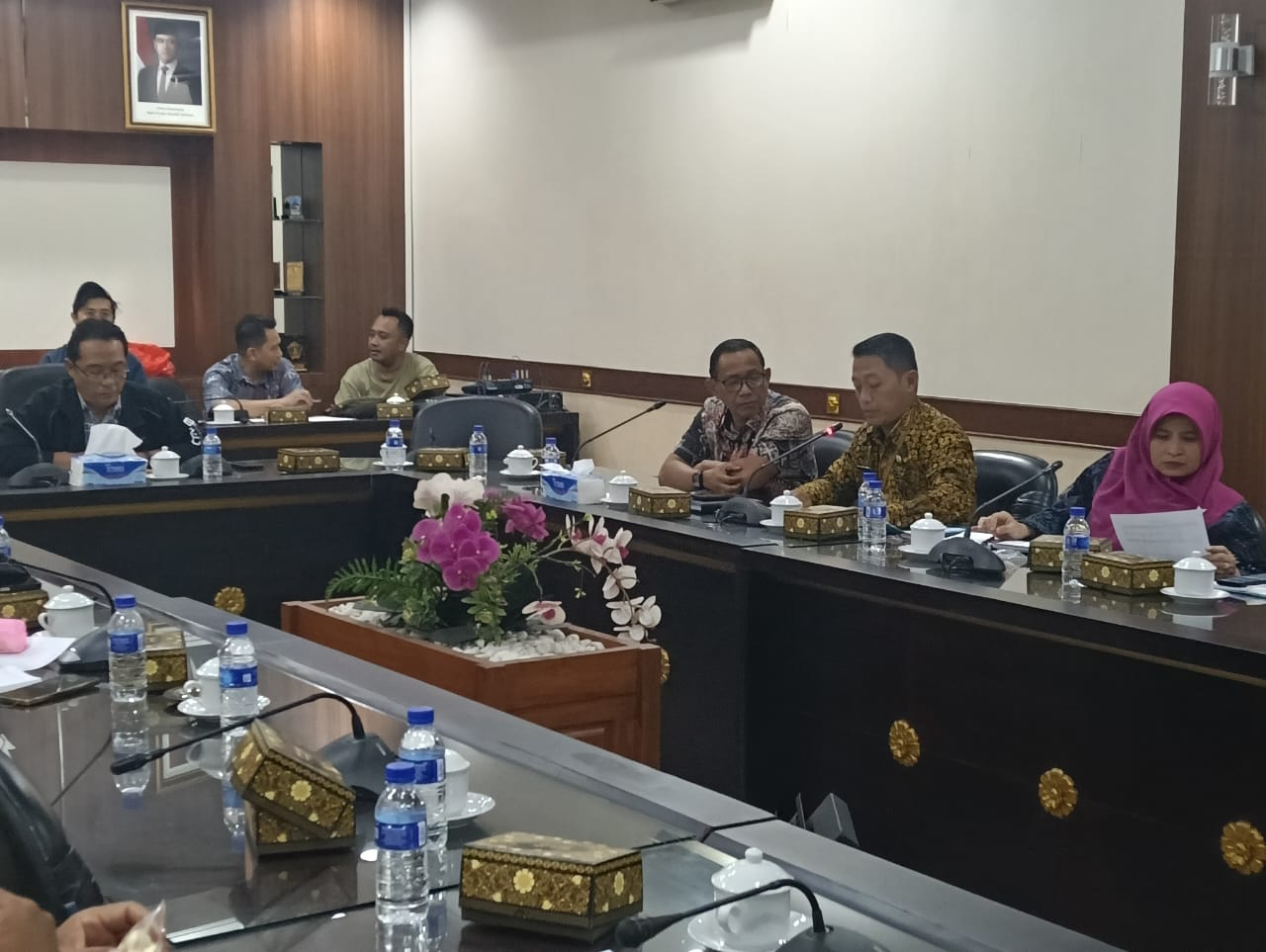 pansus-dprd-jember-desak-bkpsdm-segera-usulkan-ribuan-non-asn-sebelum-20-agustus