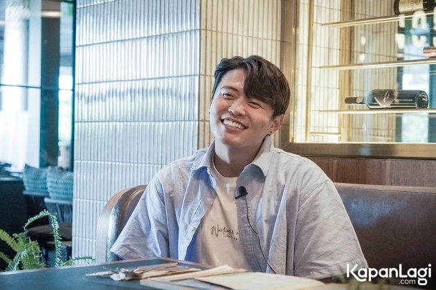 keseruan-kapanlagi-korean-festival-2023-di-surabaya-main-games-bareng-jang-hansol-karaoke-sama-friday-noraebang