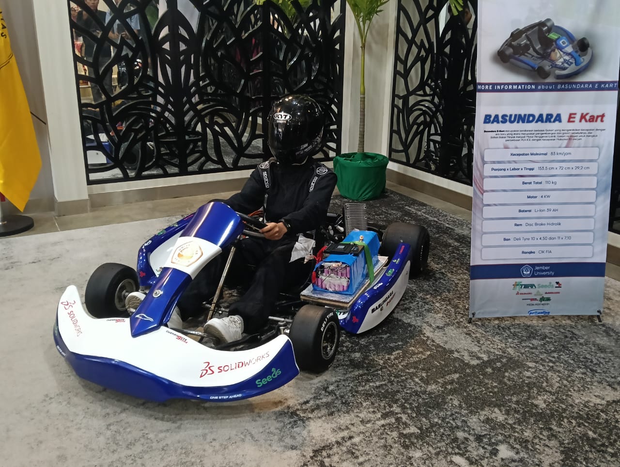 mahasiswa-unej-ciptakan-mobil-hemat-energi-siap-guncang-kontes-nasional