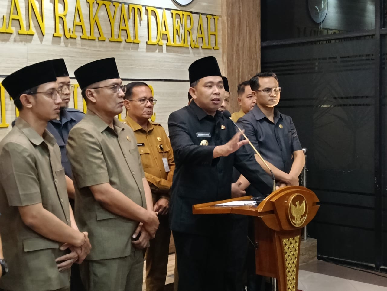 krisis-bbm-jember-bupati-keluarkan-se-siswa-dan-asn-bisa-wfa