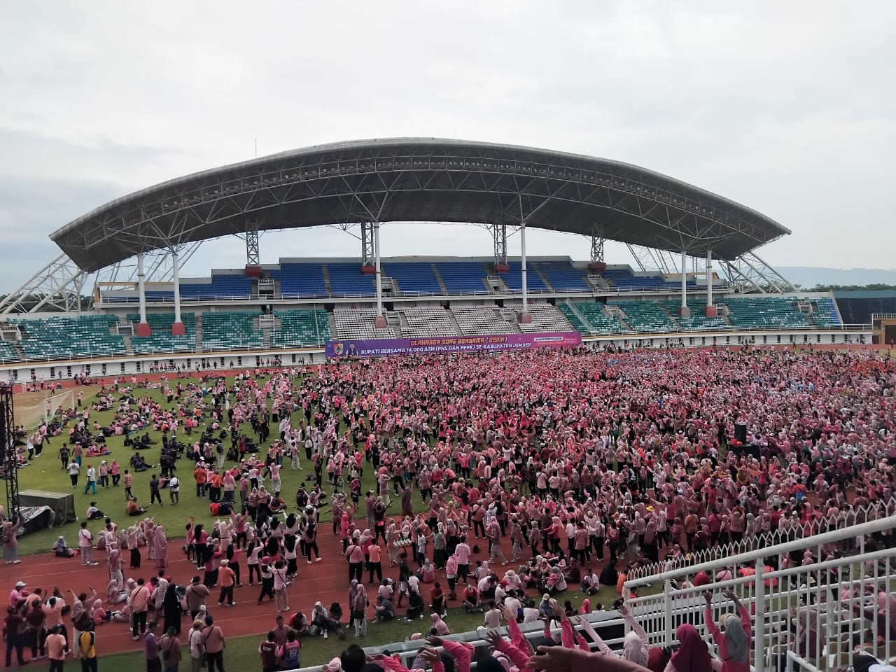 manfaatkan-momen-osma-bupati-jember-ajak-asn-promosikan-pariwisata-jember