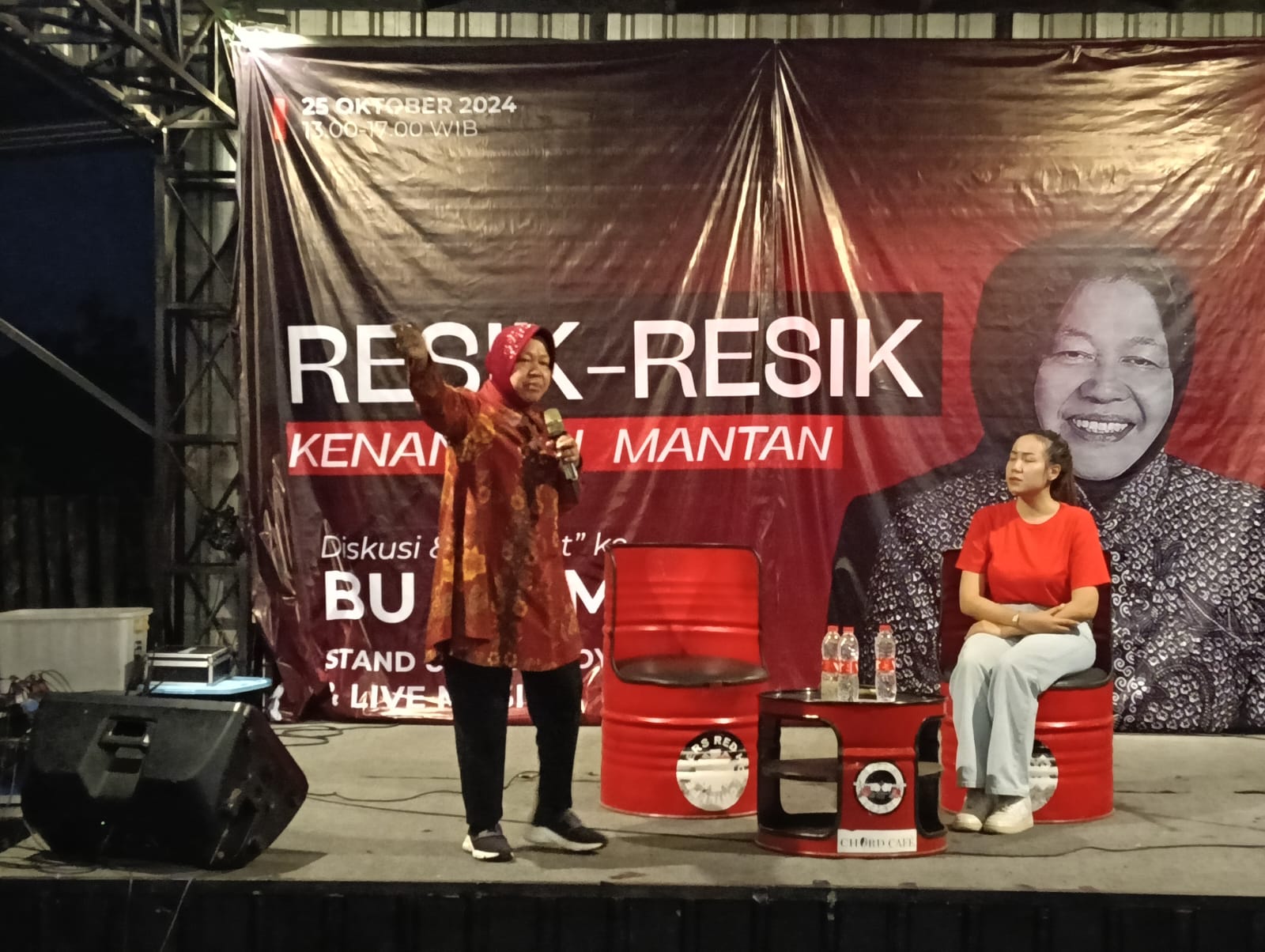 kampanye-di-jember-tri-rismaharini-sambangi-nelayan-umkm-hingga-gen-z