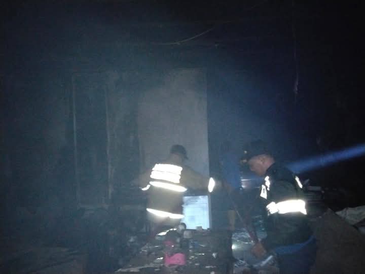 kantor-kas-bank-jatim-di-kalisat-terbakar-berkas-hangus-tak-tersisa