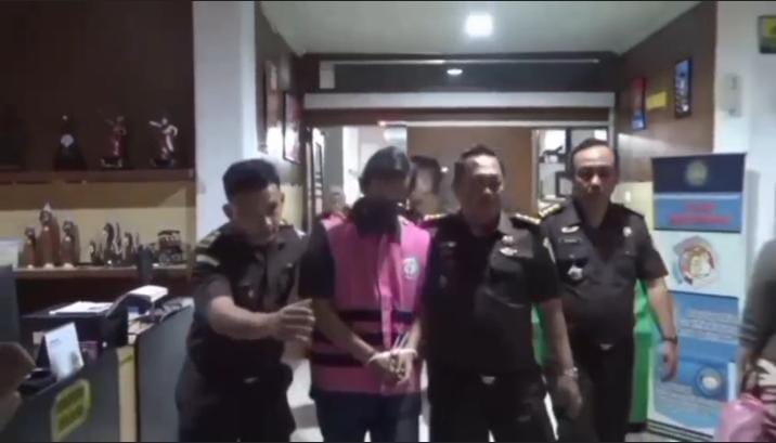 babak-baru-kasus-dugaan-korupsi-sosraperda-wakil-ketua-dprd-jember-dan-mantan-istri-jadi-tersangka