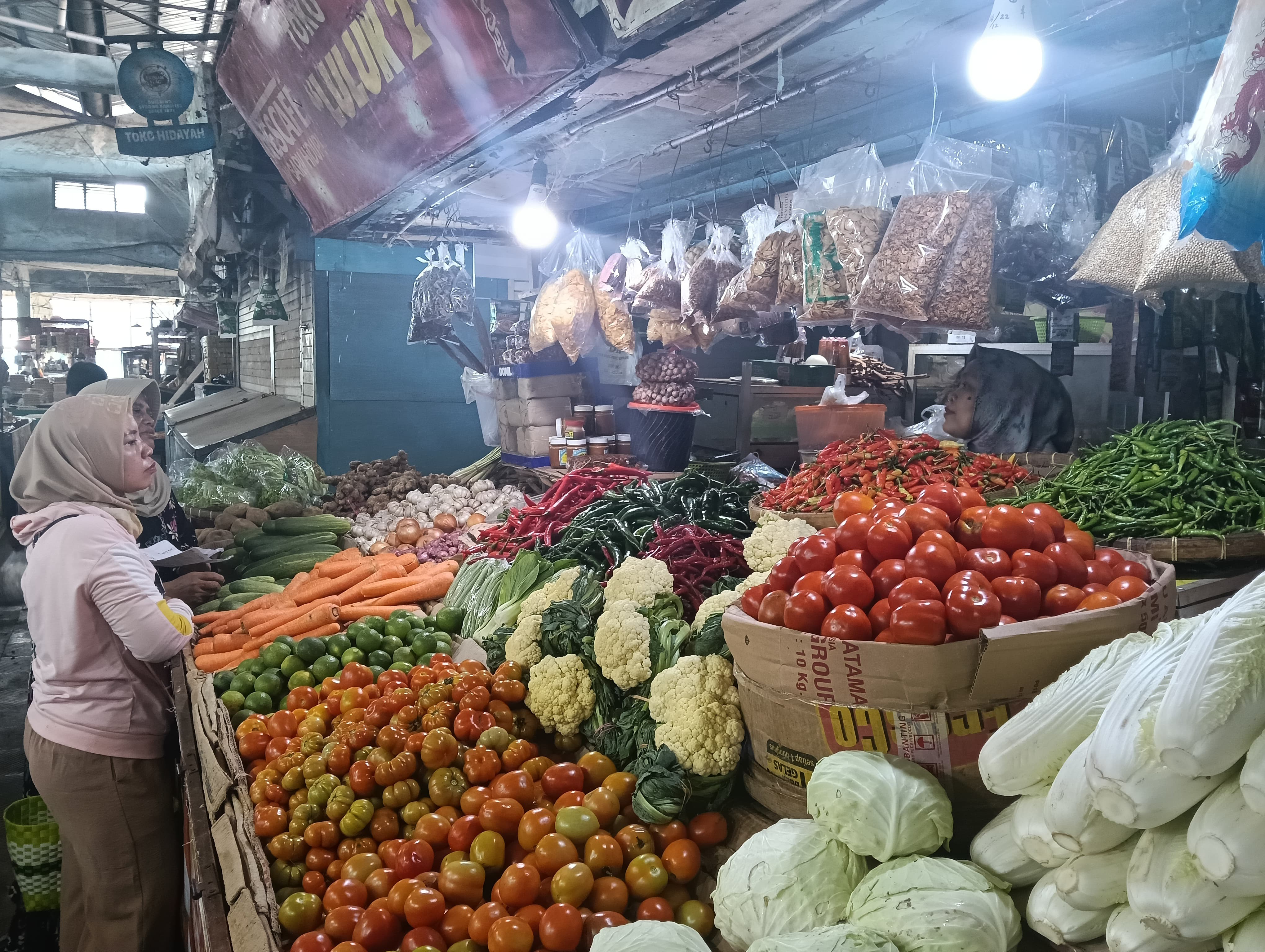 tomat-jadi-pemicu-inflasi-harga-naik-hampir-5-kali-lipat-karena-pasokan-minim