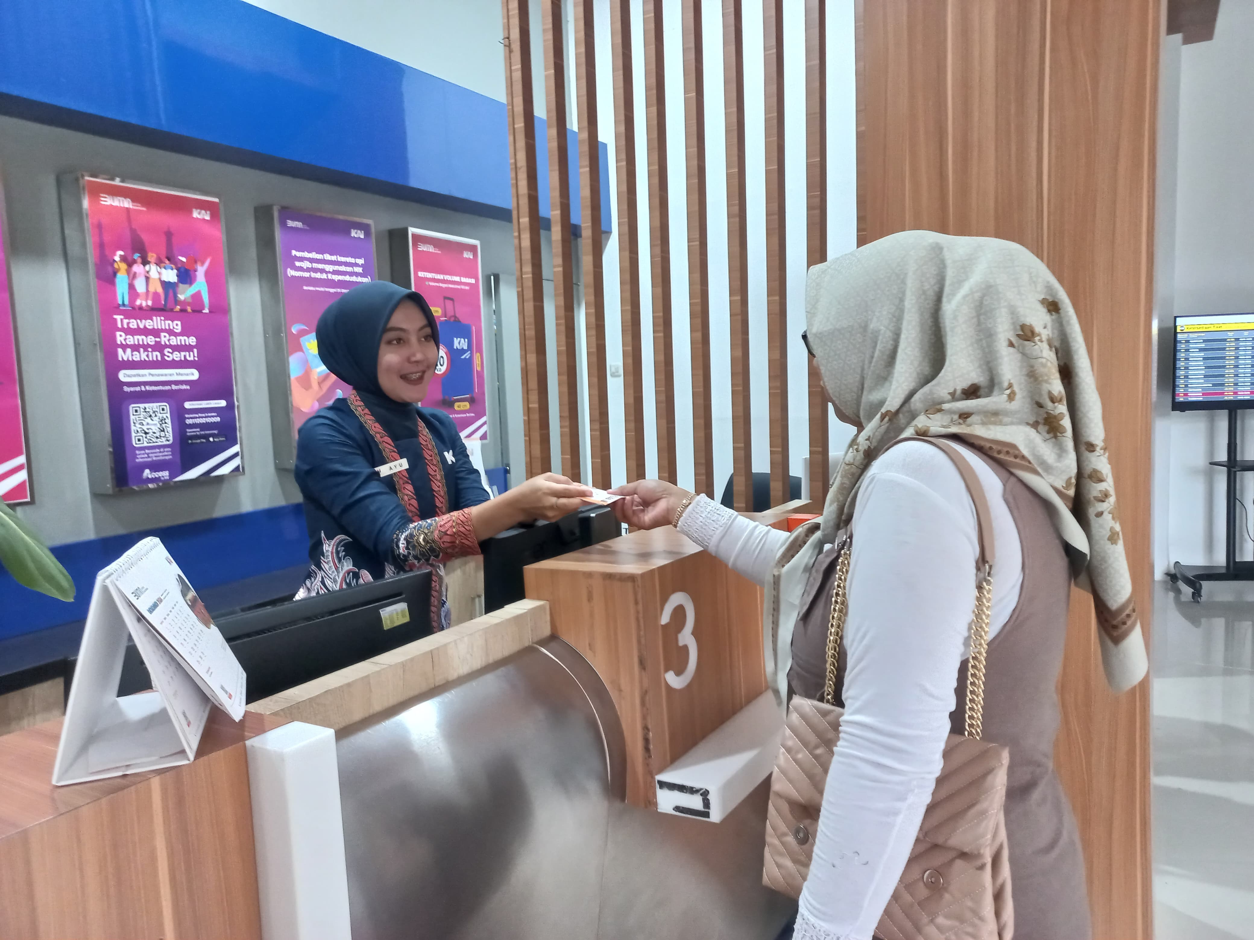 32692-tiket-kereta-api-untuk-libur-nataru-daop-9-terjual